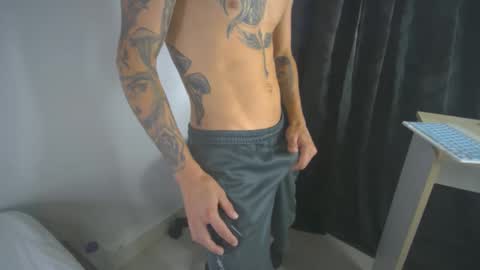 Snapshot of sem_alas chatting on February 21, 9:54 pm sem_alas online show from February 21, 9:54 pm