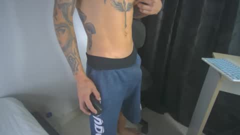 Snapshot of sem_alas chatting on February 23, 9:26 pm sem_alas online show from February 23, 9:26 pm