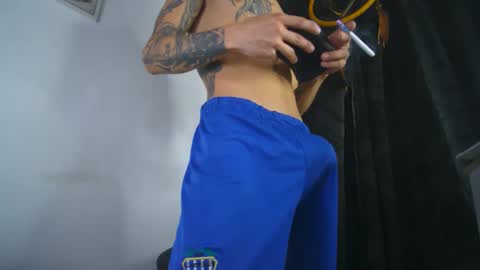 Snapshot of sem_alas chatting on October 1, 12:27 am sem_alas online show from October 1, 12:27 am