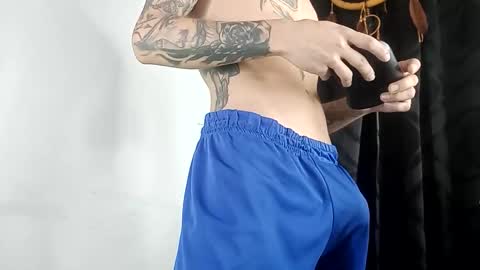 Snapshot of sem_alas chatting on October 16, 1:39 am sem_alas online show from October 16, 1:39 am