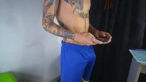 sem_alas online show from November 23, 5:40 am