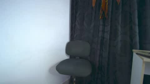 Snapshot of sem_alas chatting on May 16, 2:30 am sem_alas online show from May 16, 2:30 am