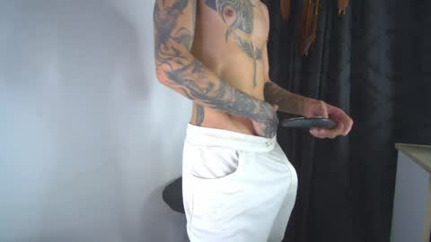 Snapshot of sem_alas chatting on May 20, 1:23 am sem_alas online show from May 20, 1:23 am