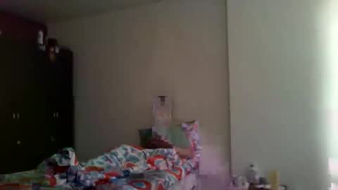 Snapshot of semental24cm chatting on March 14, 4:45 pm semental24cm online show from March 14, 4:45 pm