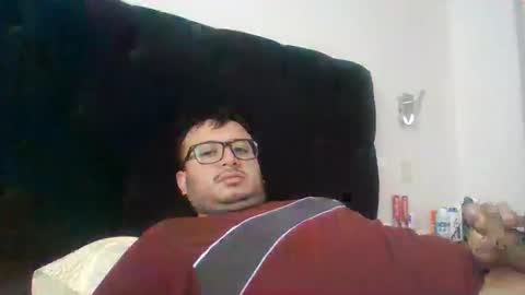 Snapshot of sementalpajero chatting on December 8, 10:30 am sementalpajero online show from December 8, 10:30 am