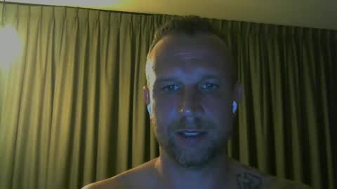 sence08 online show from February 27, 4:12 am