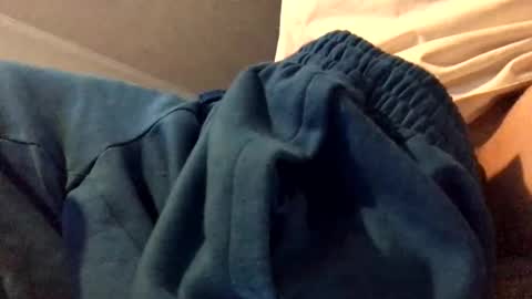 Snapshot of sencilloparati chatting on December 3, 7:05 am sencilloparati online show from December 3, 7:05 am