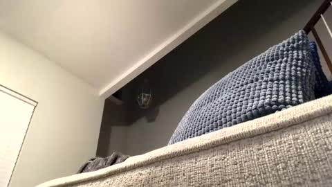 Snapshot of sencilloparati chatting on March 17, 6:17 am sencilloparati online show from March 17, 6:17 am