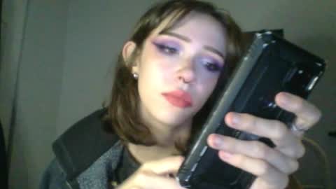 goddess esme  online show from January 4, 12:16 am