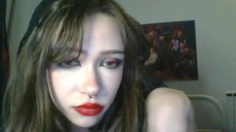 goddess esme  online show from January 18, 2:58 am