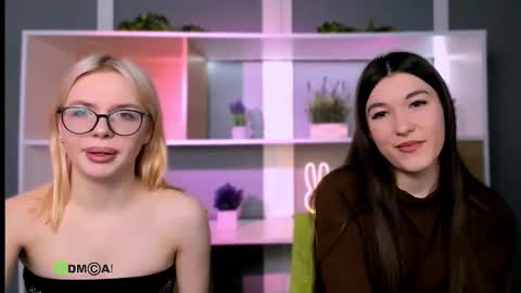 Snapshot of sendi_cais chatting on February 5, 6:29 am Sendi online show from February 5, 6:29 am