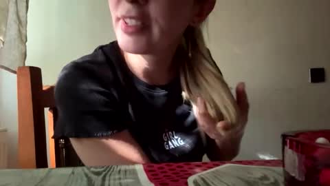 Sennya online show from October 7, 12:13 pm