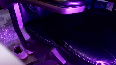 Snapshot of senorgrower chatting on February 3, 3:28 pm Mr. Watch Me Grow online show from February 3, 3:28 pm