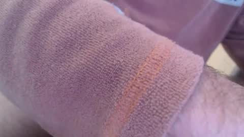 senpaigrr online show from March 21, 11:37 am