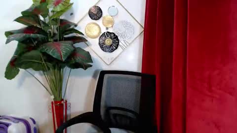 Snapshot of sensational_yeng chatting on October 18, 2:40 pm sensational_yeng online show from October 18, 2:40 pm