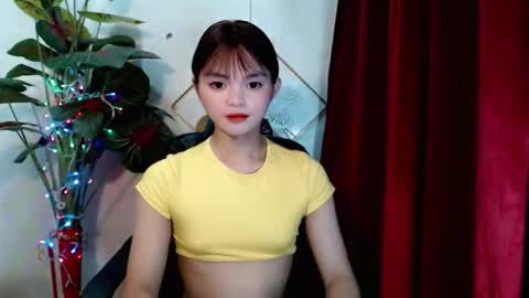 Snapshot of sensational_yeng chatting on November 28, 4:09 pm sensational_yeng online show from November 28, 4:09 pm