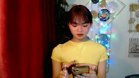 Snapshot of sensational_yeng chatting on January 7, 9:23 am sensational_yeng online show from January 7, 9:23 am