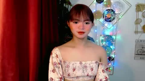 Snapshot of sensational_yeng chatting on January 8, 5:37 pm sensational_yeng online show from January 8, 5:37 pm