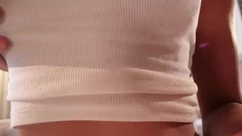 Snapshot of sensual_giaa chatting on April 10, 11:15 am Gia online show from April 10, 11:15 am