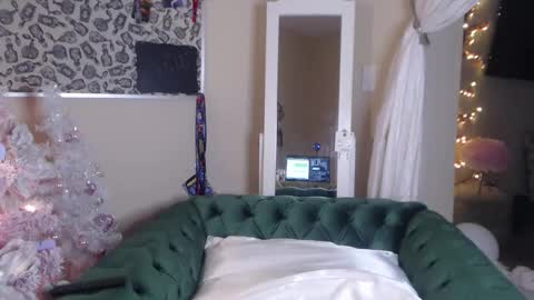 V online show from February 20, 11:32 pm