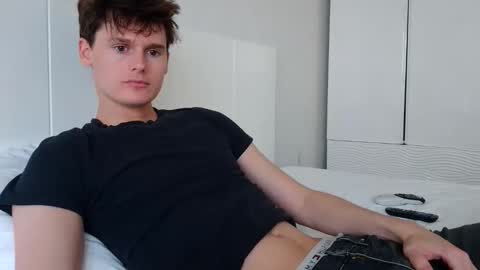 Cam online show from April 7, 10:09 pm