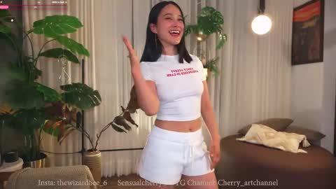 Maria- OF sensual bee online show from October 2, 11:56 pm