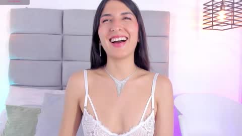 Snapshot of sensualjeen chatting on March 3, 8:48 pm Jeen online show from March 3, 8:48 pm