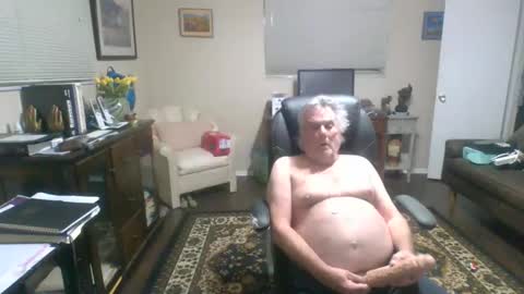 sensualsteve106 online show from December 3, 3:52 am