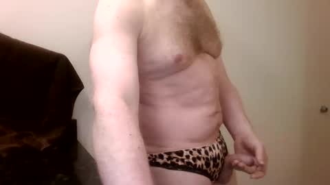 sensualuncut4u4fun online show from May 20, 6:25 pm