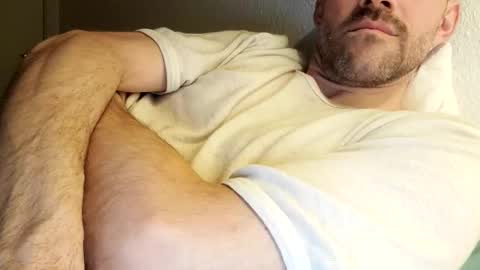 Snapshot of sensuasculine chatting on March 29, 12:54 am Matt online show from March 29, 12:54 am