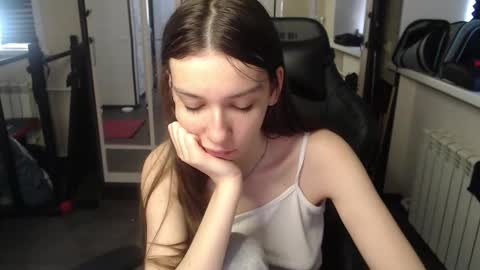 Snapshot of senxual__ chatting on February 10, 7:01 am senxual__ online show from February 10, 7:01 am