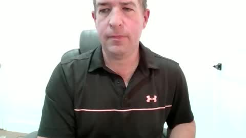 Snapshot of senyai40 chatting on February 13, 5:31 pm senyai40 online show from February 13, 5:31 pm