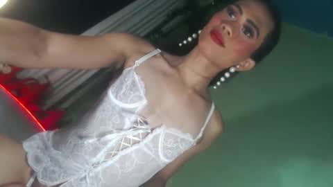 senyora_evangelista online show from May 6, 2:55 pm