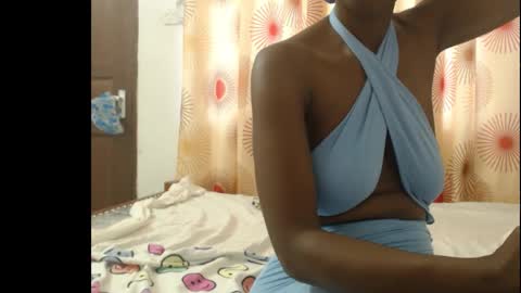 Snapshot of sera_booty chatting on October 10, 7:18 am Anne online show from October 10, 7:18 am