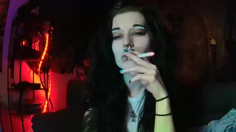 Snapshot of seraphinmunster chatting on October 17, 10:56 pm Seraphin Munster online show from October 17, 10:56 pm