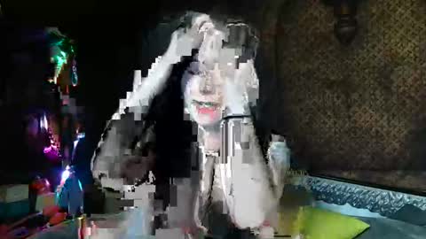 Seraphin Munster online show from March 6, 11:23 pm