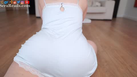 Snapshot of serareads chatting on March 6, 8:27 pm SeraReads online show from March 6, 8:27 pm