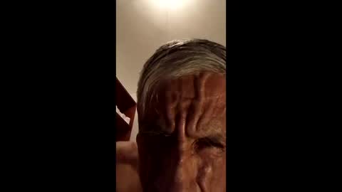 Snapshot of serch050160 chatting on February 18, 1:56 am serch050160 online show from February 18, 1:56 am