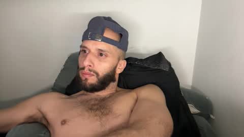 Snapshot of serebob4 chatting on January 19, 7:23 am serebob4 online show from January 19, 7:23 am