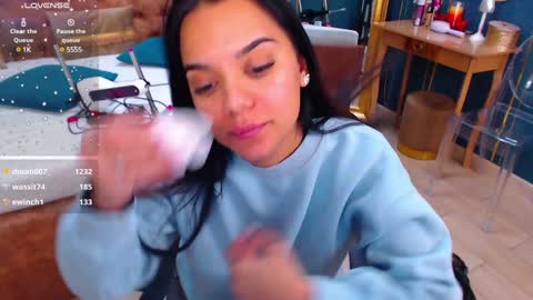 Snapshot of serena_mendez chatting on February 1, 1:09 pm Serena online show from February 1, 1:09 pm