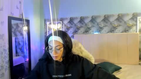 Miss Serena online show from February 18, 3:57 am