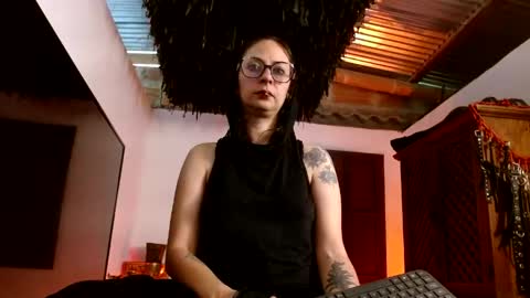 Serena Xyz online show from April 19, 6:07 pm