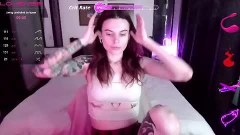serenamilss online show from July 6, 10:45 am