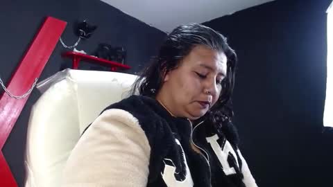 Snapshot of serenamystsh chatting on November 3, 7:59 pm serenamystsh online show from November 3, 7:59 pm