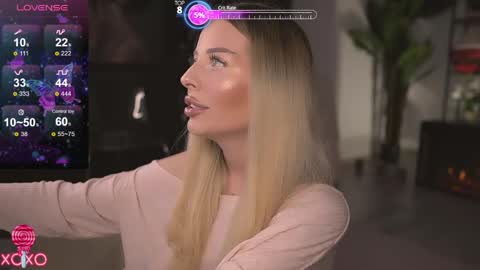 Serena online show from May 10, 8:14 pm