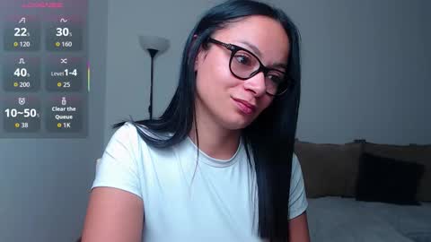 SereneSophi online show from November 26, 2:45 am