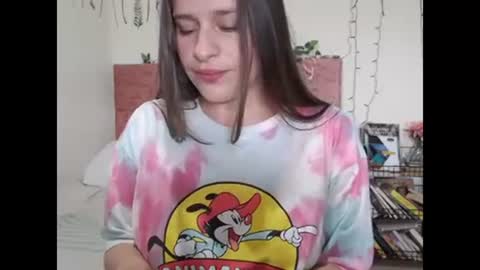 Snapshot of serenity_crystal chatting on December 30, 8:04 pm serenity_crystal online show from December 30, 8:04 pm