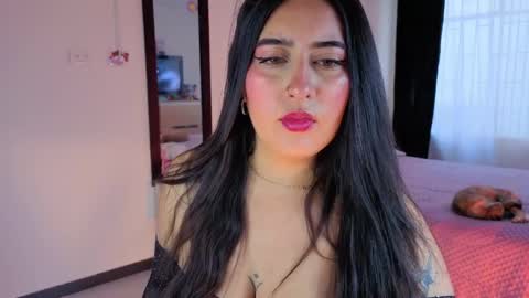 Snapshot of serenna_se chatting on April 29, 9:32 pm Serenna Cruz online show from April 29, 9:32 pm