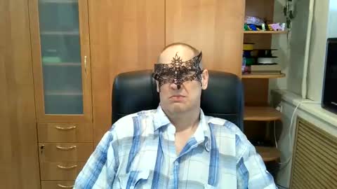 sergei648 online show from May 23, 12:42 pm