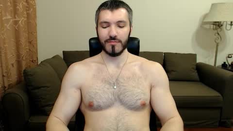 Snapshot of sergiotitan3271 chatting on February 10, 12:04 am Serg Superior online show from February 10, 12:04 am